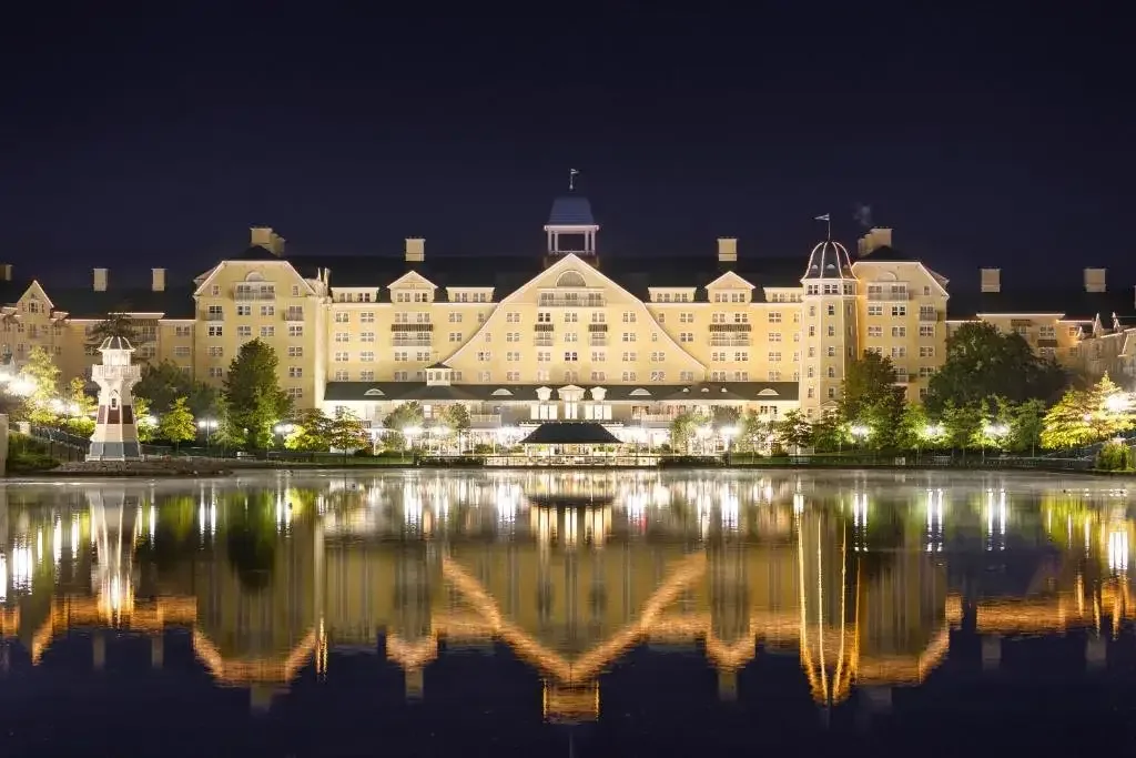 Disney's Newport Bay Club